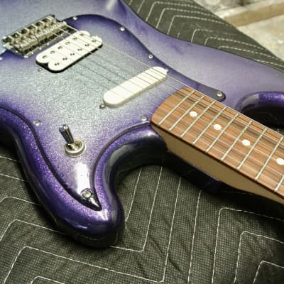 Fender Duo Sonic MIM Player series  HS 2019 custom large flake silver purple burst image 5