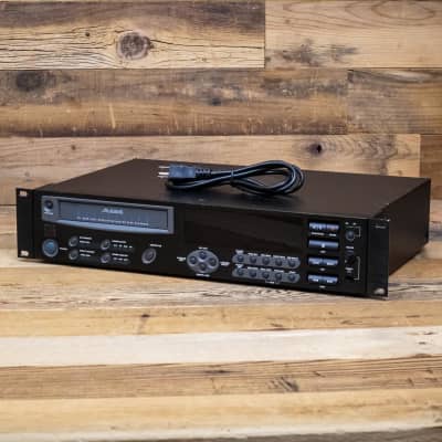 Alesis Masterlink ML-9600 High Resolution Master Disk Recorder