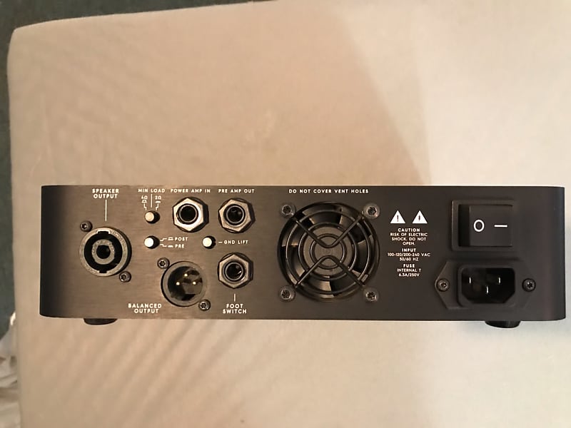 Darkglass Electronics Microtubes 900 900-Watt Bass Amp Head