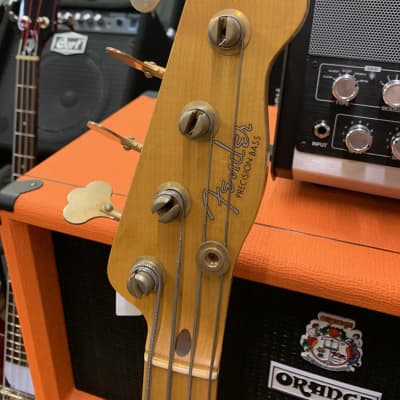 Immagine Fender Precision bass 1955 relic reissue Custom Built by Fender master luthier Greg Fessler - 5