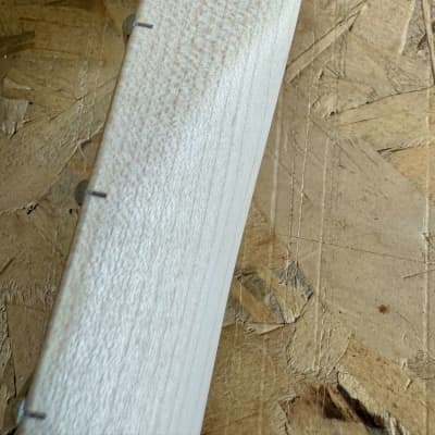 Luthier Made Precision bass neck - Natural image 9