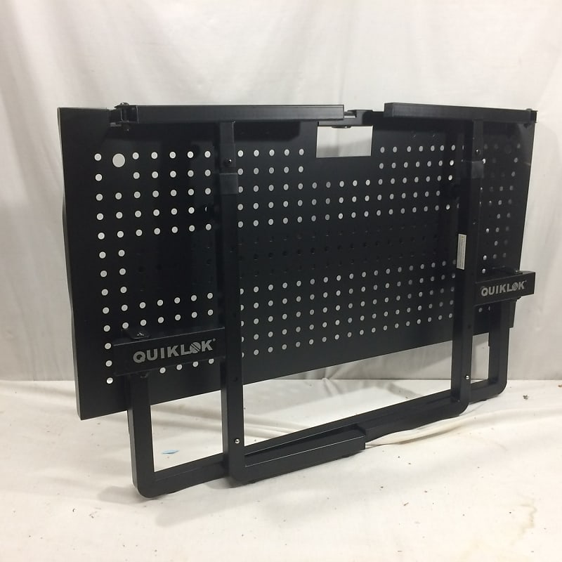 Quik Lok DJ233 DJ Performance Workstation Structure/Table