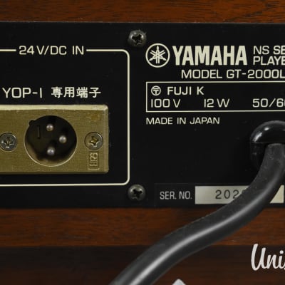 Yamaha GT-2000L Turntable [Woodgrain Plinth Version] W/ Auto Lifter Adjust image 17