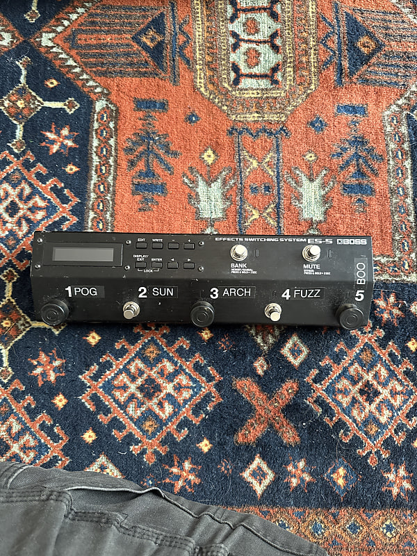 Boss ES-5 Effects Switching System