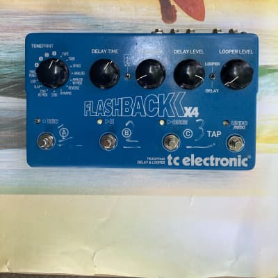 TC Electronic Flashback X4 alchemy audio modified Delay & Looper 2011 - 2019 - Blue modded electric guitar delay, pedal image 3
