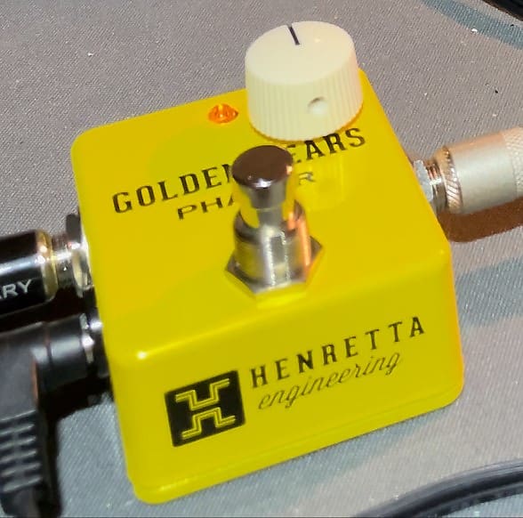 Henretta Engineering Golden Years phaser with external speed knob image 1