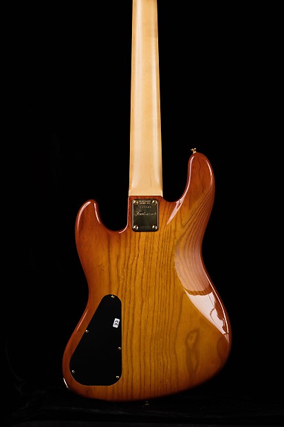 Blade B-25 5弦ベース Blade B-25 Penta Classic Honey Burst Jazz Bass | Reverb