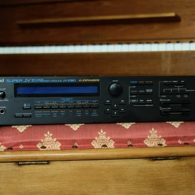 Roland JV-1080 64-Voice Synthesizer Module 1994 - 2001 - Black