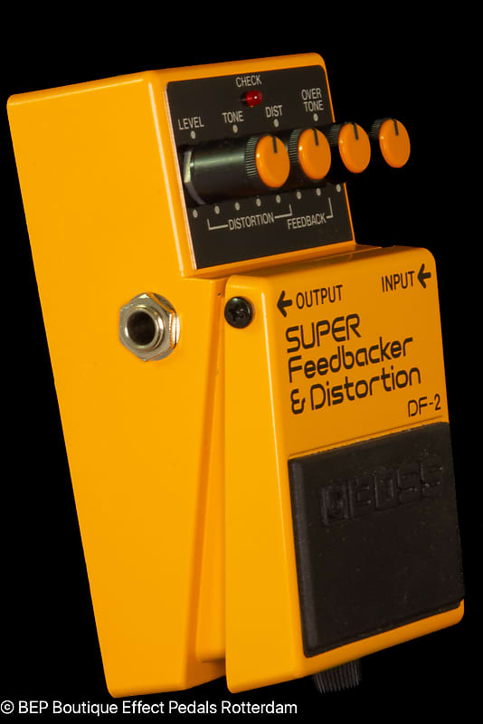 BOSS DF-2 SUPER Feedbacker＆Distortion 1987 Boss DF-2 Super Feedbacker & Distortion | The Music