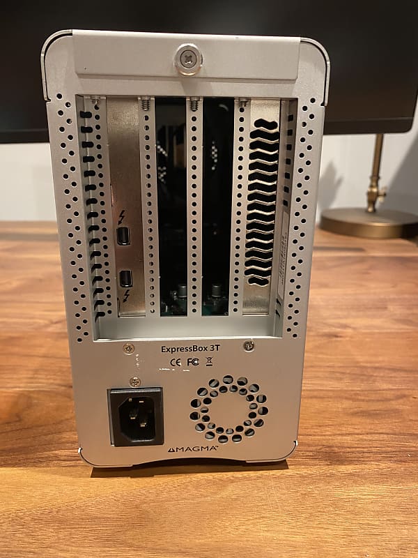 Magma ExpressBox 3T PCIe/Thunderbolt Chassis AVID Pro Reverb