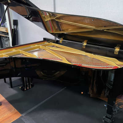 YAMAHA  C7e Conservatory Semi Concert Grand Piano 1986 - Polished Ebony  SN# 4170094 image 4