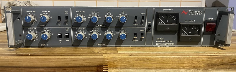 33609 C Stereo Compressor / Limiter