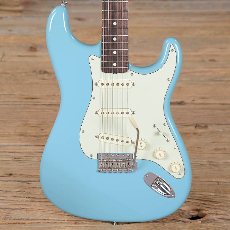 Fender FSR American Vintage '62 Stratocaster Tropical Turquoise image 1