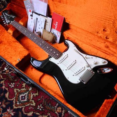 Fender FSR American Vintage 70s Stratocaster with Matching