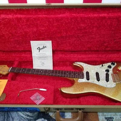 1990 Fender Custom Shop '62 Reissue Stratocaster - Rare Gold Sparkle Finish - Case + COA image 8