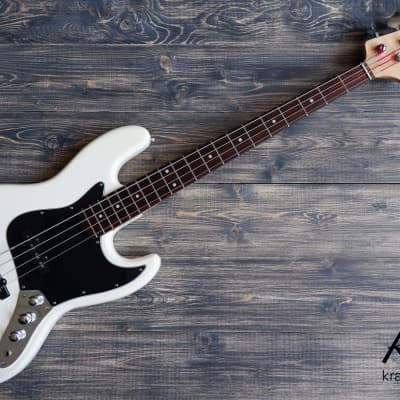 Photo Genic Jazz Bass | Reverb