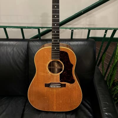 Gibson J-50 1948 - Vintage Guitar World