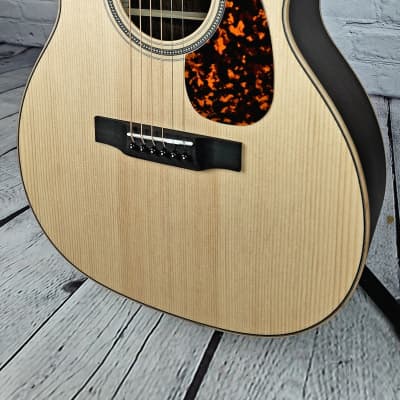 Larrivee OM-03R Rosewood Electric Acoustic Guitar L.R. Baggs image 3