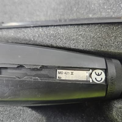 Sennheiser MD 421 II Cardioid Dynamic Microphone Black image 5