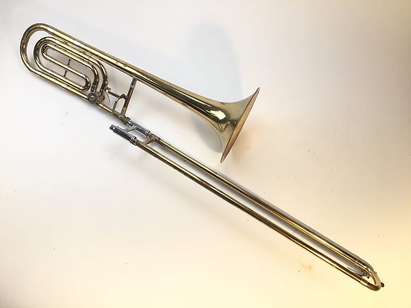 Used Holton TR680 Bb/F Tenor Trombone (SN: 555199)