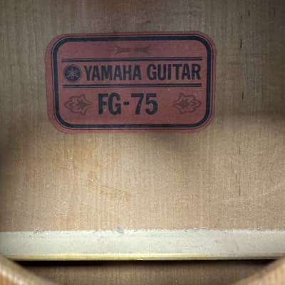 Yamaha  FG-75, Red Label, 70s - Natural acoustic guitar image 4