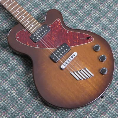 Yamaha AES 800 hotsell Brown Sunburst 1998 - neuwertig