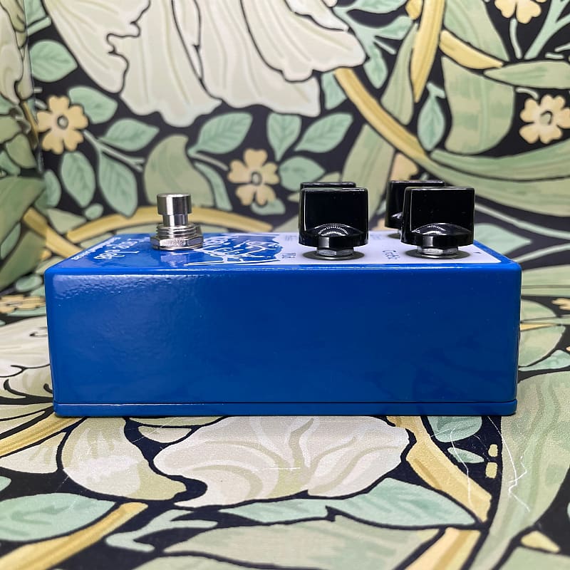 Amazon.com: EarthQuaker Devices Tone Job V2 EQ and Boost