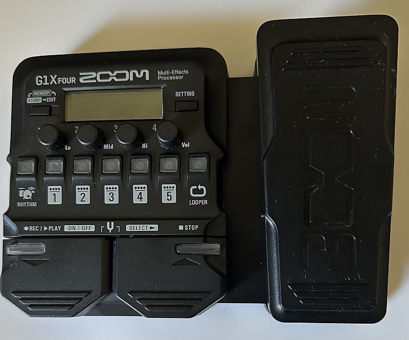 Zoom G1X Four