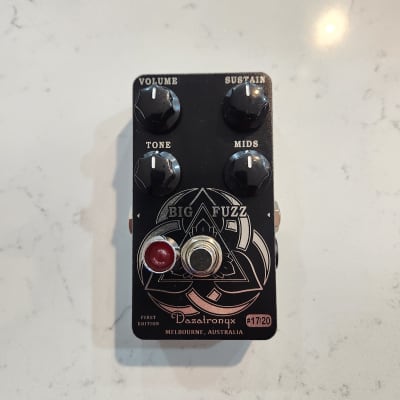 Dazatronyx Big Fuzz muff ファズ Dazatronyx Big Fuzz - YouTube