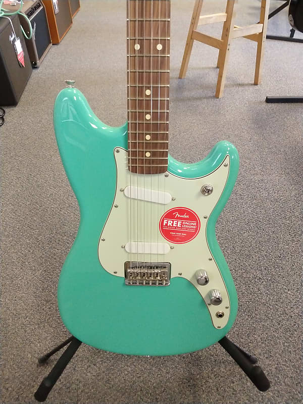 ギター fender Player Duo-Sonic Fender Player Duo Sonic Maple Fingerboard Electric Guitar