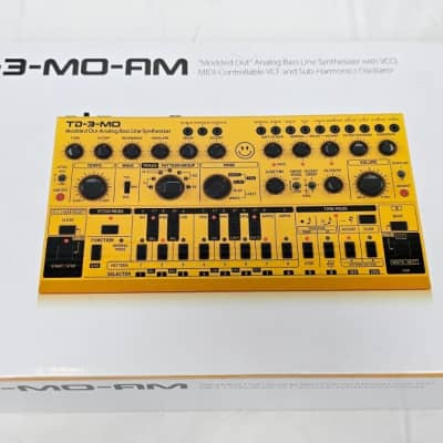 Behringer TD-3-MO-AM Analog Bass Line Synthesizer Yellow - Open Box, New! 4033653032957