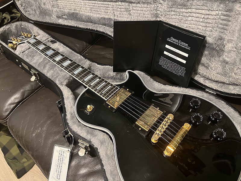 Gibson Les Paul Custom 2019 - Present - Ebony image 1