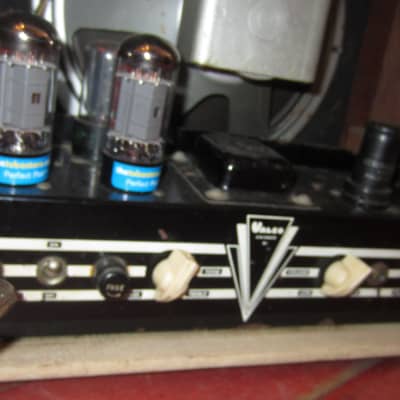 Vintage 1953 Valco Chicago 51 Combo Amp Tan image 4