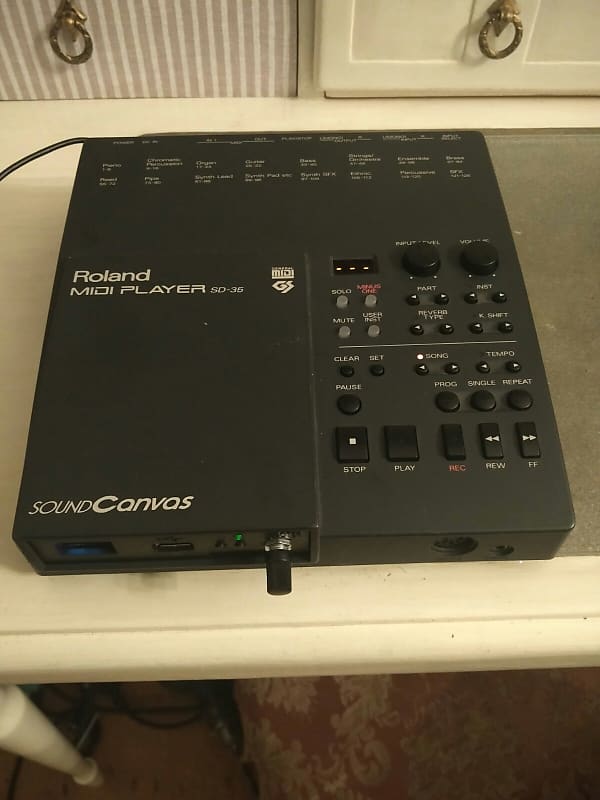 Roland SD-35 Sound Canvas offers Module and MIDI File Player