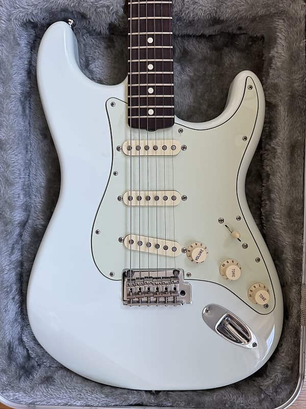 Fender Classic Player '60s Stratocaster Sonic Blue - Custom Fender Classic Player '60s Stratocaster Sonic Blue - Custom