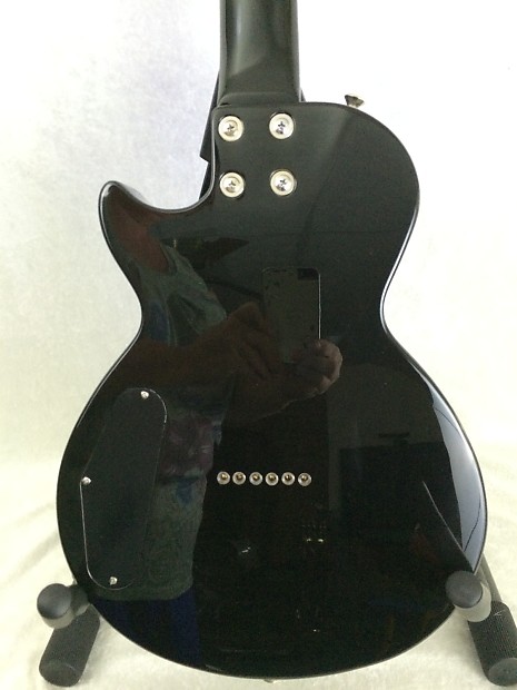 Epiphone Les Paul Express Refurbished Electric Guitar Epiphone Les Paul Express Refurbished Electric Guitar