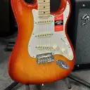 Fender Stratocaster  2019 Sunburst