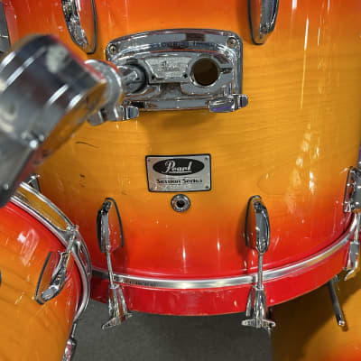 Pearl Session Series 12/16/22" Drum Set Kit in Classic Sunburst image 4
