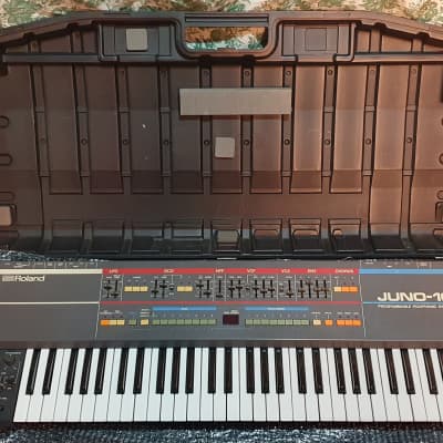 Roland Juno-106 61-Key Programmable Polyphonic Synthesizer 1984 - 1985 - Black
