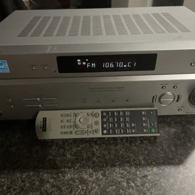 Sony Str-668k Silver 5.1 optical w/remote image 1