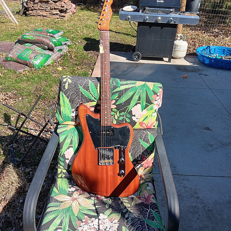 Fender MIJ Mahogany Offset Telecaster