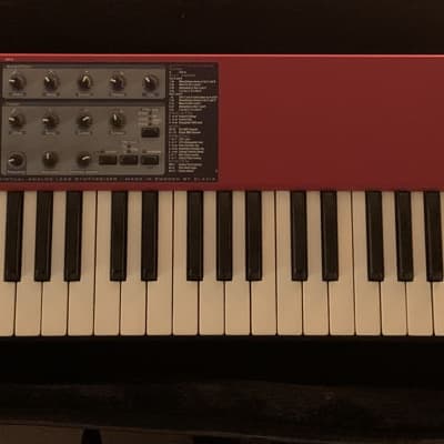 Nord Lead 2X 49-Key 20-Voice Polyphonic Synthesizer 2003 - 2013 - Red