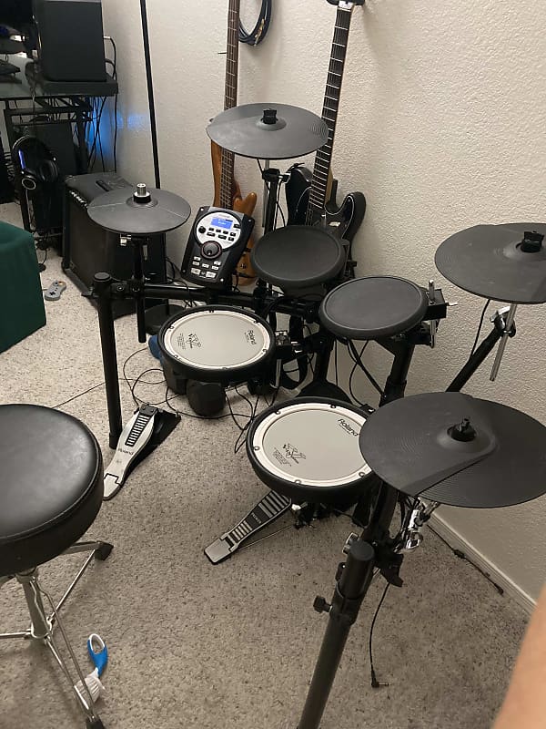 Roland TD-11K V-Drum Kit with Mesh Snare | Reverb