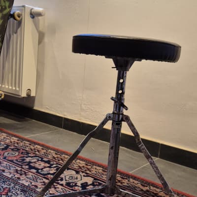 Roland V-drums portable TD-4KP Around 2010 - Black 'n White image 2
