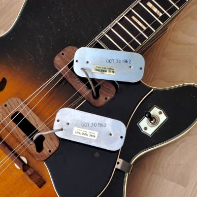 1962年製　REGAL harmony METEOR フルアコ　ビザール 1962年製 REGAL harmony METEOR フルアコ ビザール - メルカリ