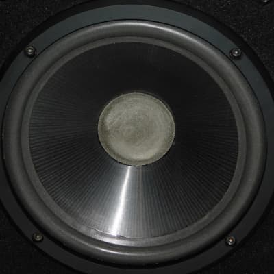 Infinity Kappa 6 vintage stereo speakers with refoamed woofers image 3