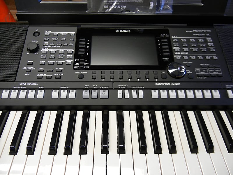Yamaha PSRS975 Arranger Workstation Keyboard Reverb