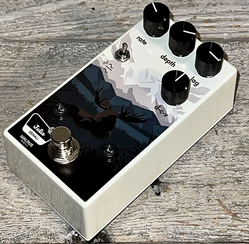 Julia Analog Chorus/Vibrato V2