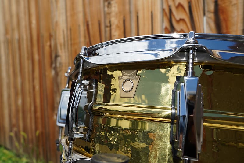 Ludwig USA Hammered Brass 5 x 14 Seamless Snare Drum