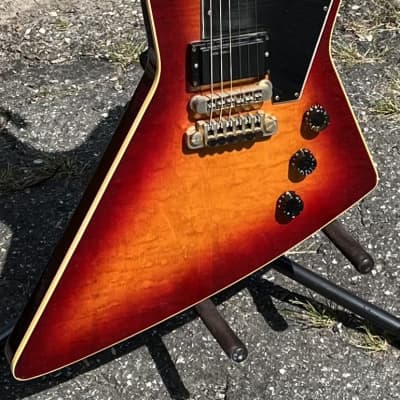 1982 Gibson Explorer CMT W/HSC Cherry Sunburst Flame Maple Top image 2